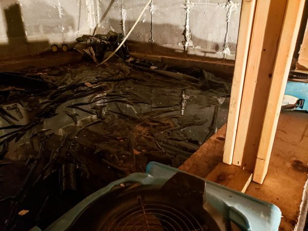 Crawlspace Water Cleanup in Powell